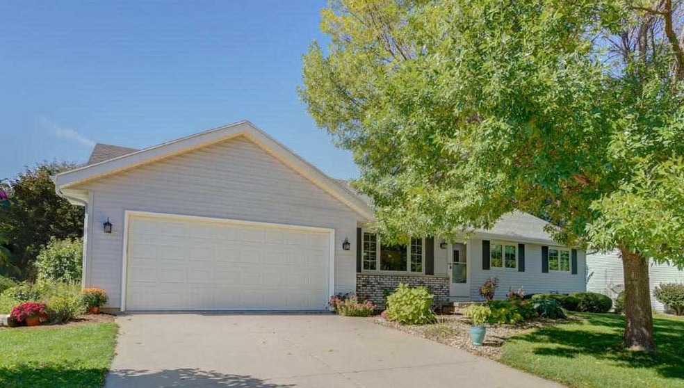 575 Ash St, Oregon, WI 53575 - photo 1