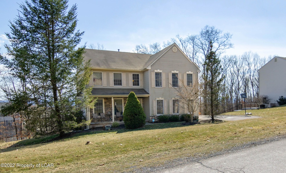 28 Stone Ridge Rd, Drums, PA 18222 - photo 1