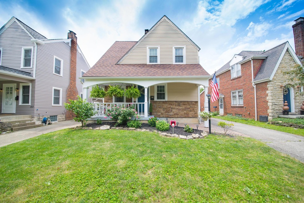 Welcome to 127 S. Brinker Ave!