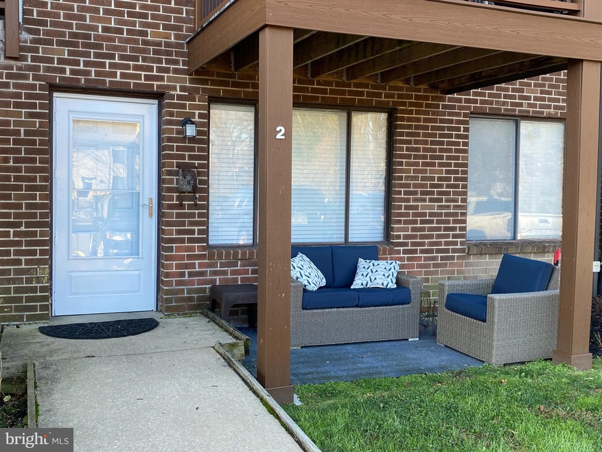 Altemus Farms unit D2, Brookhaven, PA 19015 - photo 1