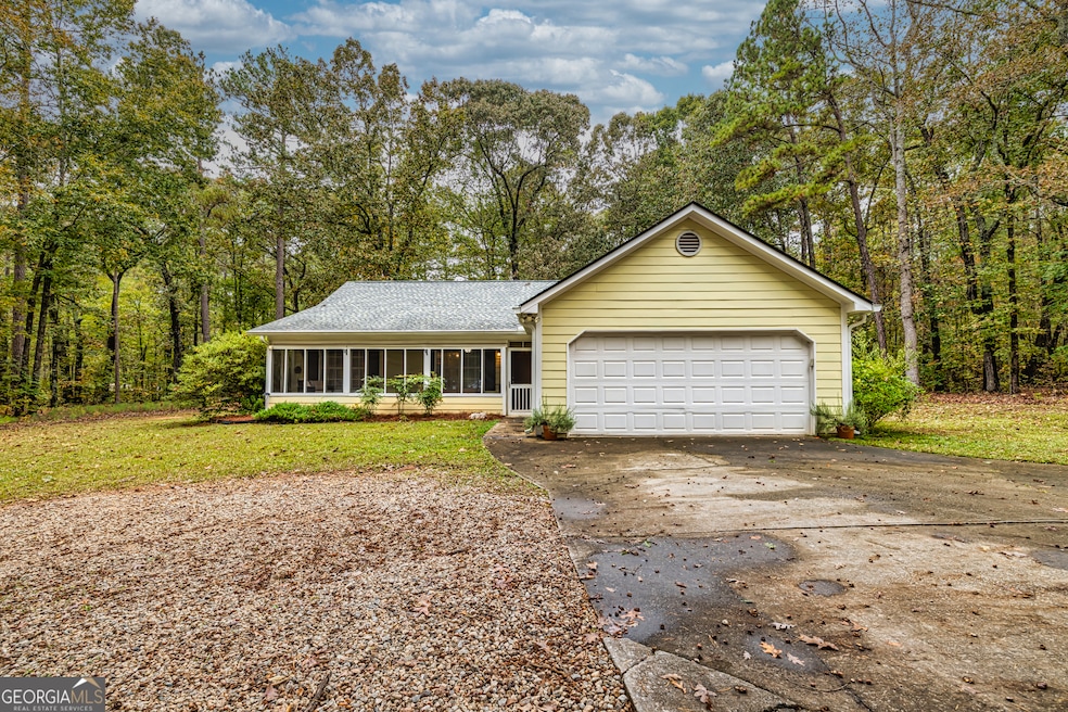 121 Hardy Rd, Senoia, GA 30276 - photo 1