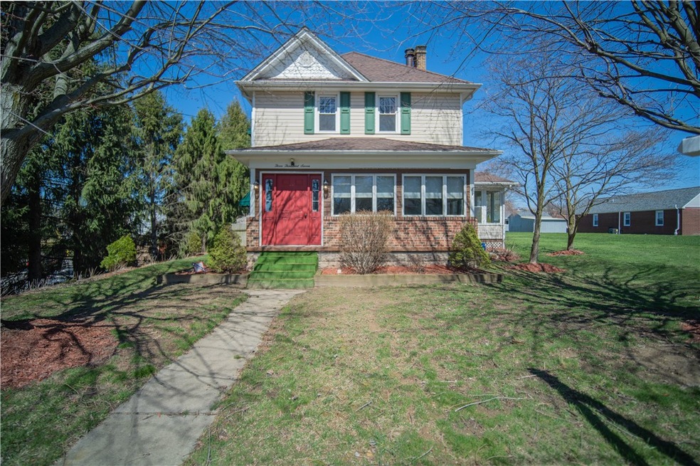 3007 Heights Rd, Aliquippa, PA 15001