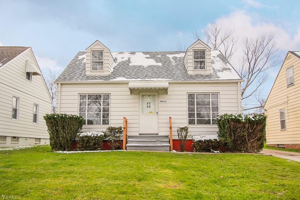 20612 Hansen Rd, Maple Heights, OH 44137 - photo 1