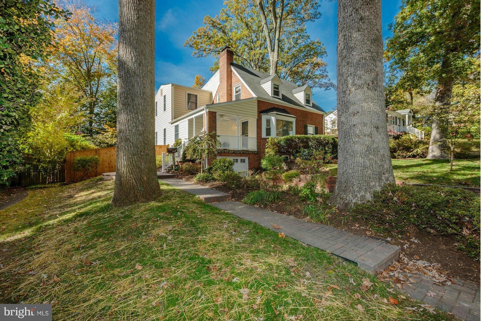 2340 N Oak St, Falls Church, VA 22046 - photo 1