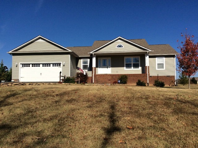 160 Betterton Rd, Walling, TN 38587 - photo 1