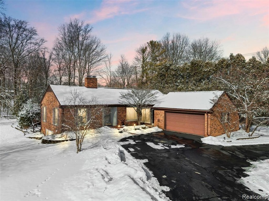 1020 Fox Chase-1.jpg