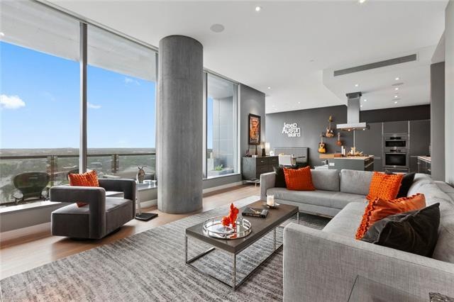 Rare 2 bedroom, 2.5 bathroom at the exclusive W Re
