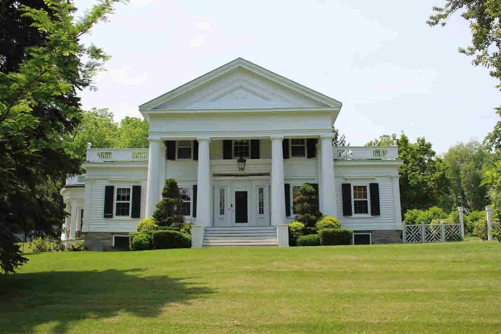 983 Hunns Lake Rd, Stanfordville, NY 12581 - photo 1