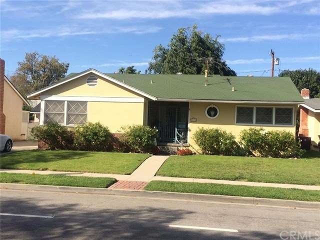 Look at that curb appeal!