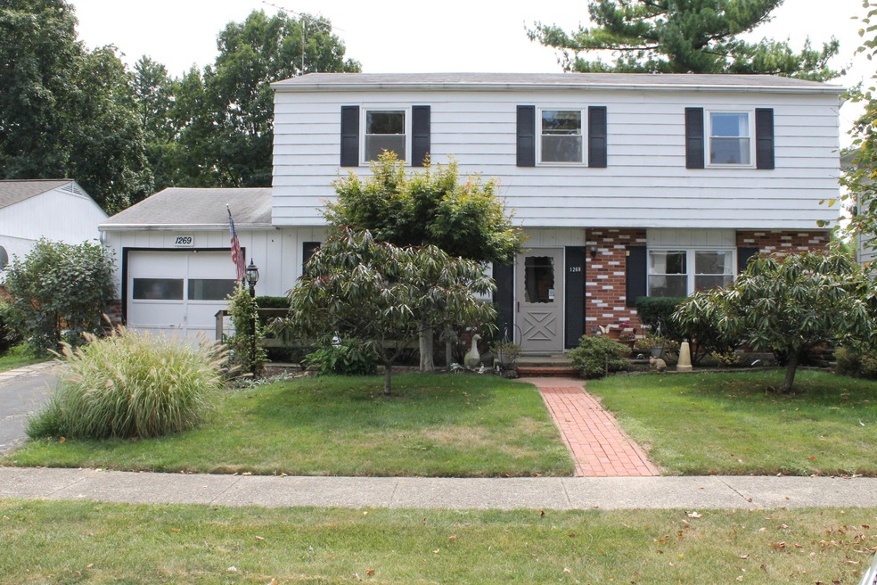 1269 Belden Frontview