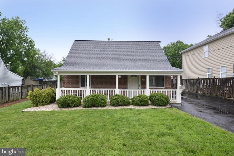 115 Polk Dr, Manassas Park, VA 20111 - photo 1
