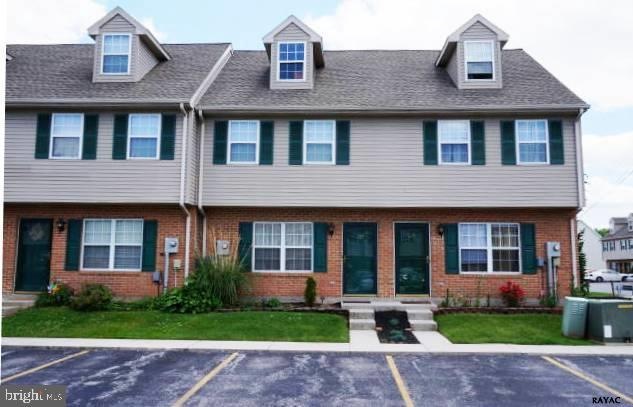 127 Orchard Ln unit 45, Hanover, PA 17331 - photo 1