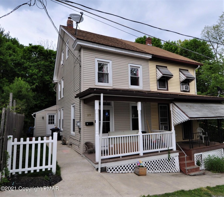 29 E 3rd St, Jim Thorpe, PA 18229 - photo 1