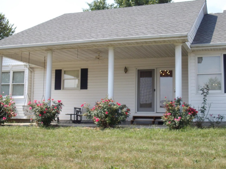 100 Pebble Beach Ct, Frankfort, KY 40601 - photo 1