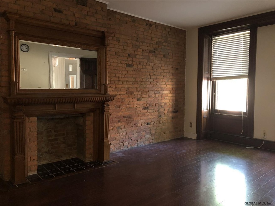 1155 Lancaster St unit 1st Floor, Albany, NY 12210 - photo 1