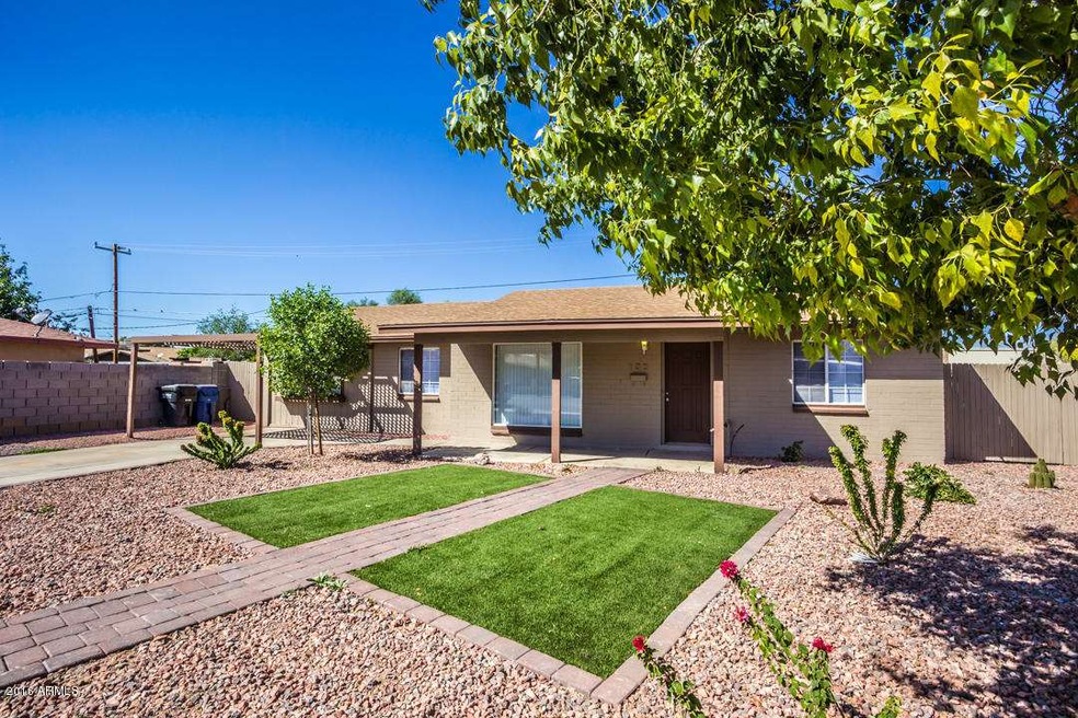 102 W Riley R Avondale AZ-3