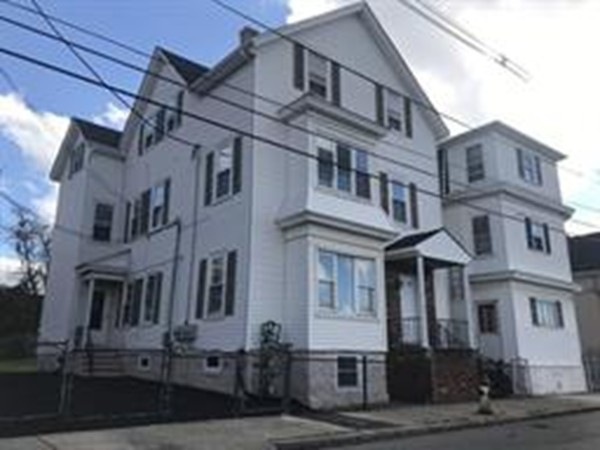 365 Lindsey St, Fall River, MA 02720 - photo 1