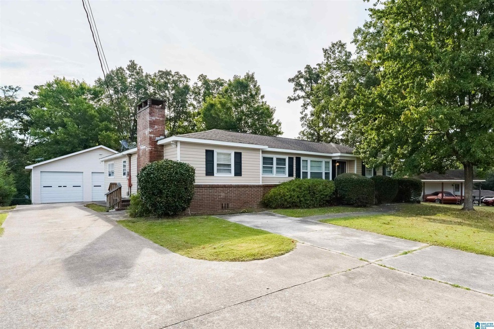 2705 9th St NE, Center Point, AL 35215 - photo 1