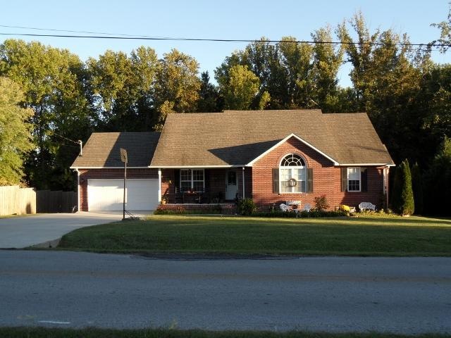523 Powers Rd, Manchester, TN 37355 - photo 1