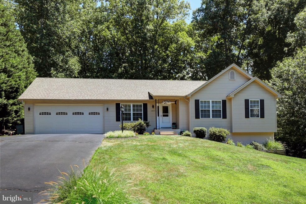 10915 Two Sisters Ln, Dunkirk, MD 20754 - photo 1