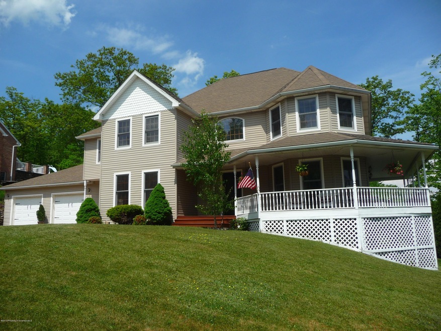 202 Huntington Dr, Scranton, PA 18519 - photo 1