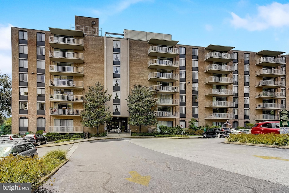 Strath Haven Condominiums unit 1114, Swarthmore, PA 19081 - photo 1