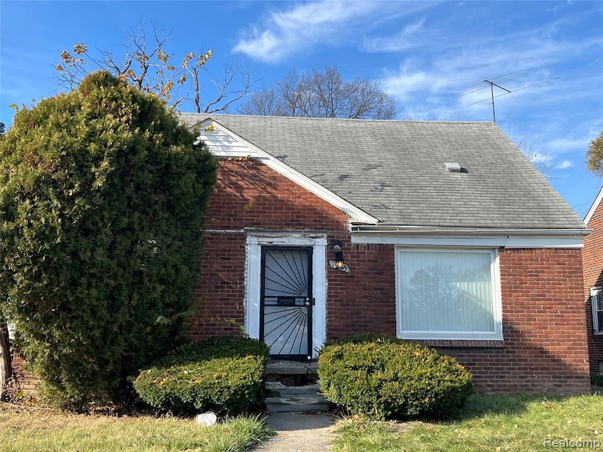 19315 Hubbell St, Detroit, MI 48235 - photo 1