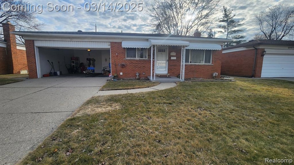 26688 Tom Allen Dr, Warren, MI 48089 - photo 1