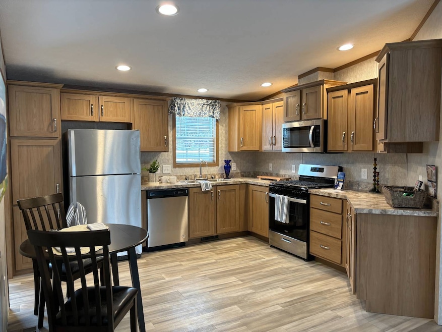 10601 Hulser Rd unit 48, Utica, NY 13502 - photo 1