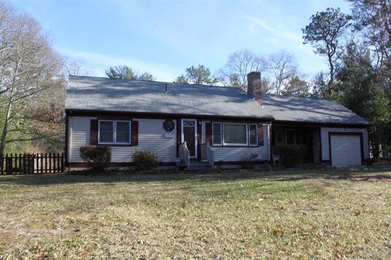 195 Mariner Cir, Cotuit, MA 02635 - photo 1