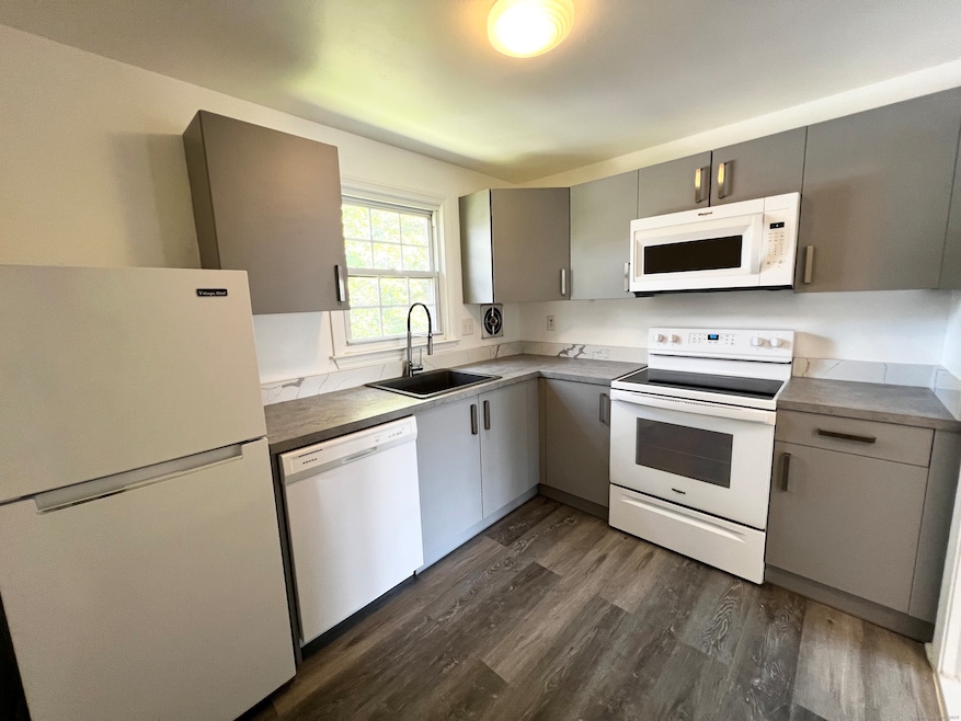 9 Grandview Dr unit 43D, Farmington, CT 06032 - photo 1