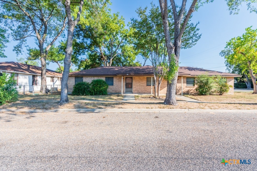 For Rent $1,000/month • Co-Listing Agent