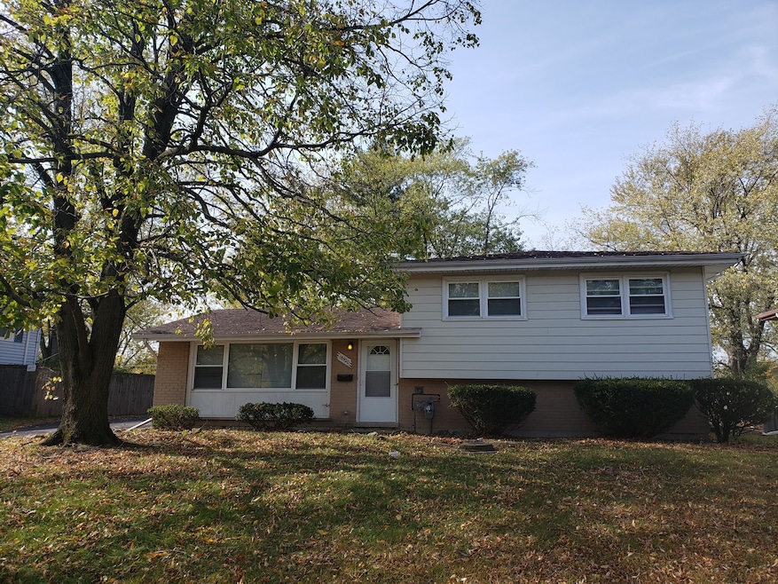 18920 Loretto Ln, Country Club Hills, IL 60478 - photo 1