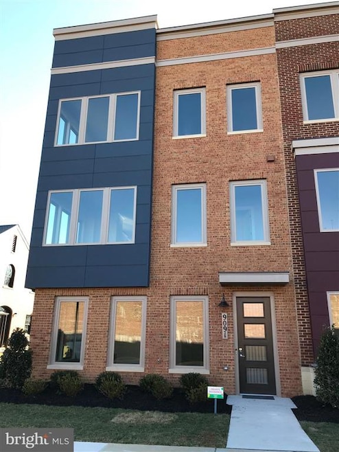 9091 Power House Rd, Lorton, VA 22079 - photo 1