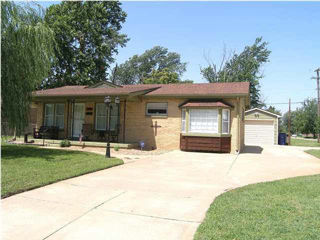 Welcome HOME! Great Brick Ranch with Whole House U