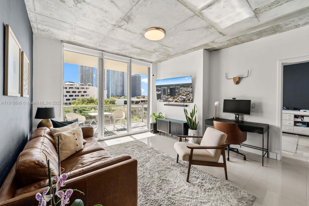 Two Midtown Miami Condominium unit H0402, Miami, FL 33137 - photo 1