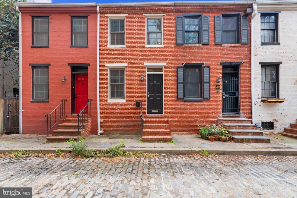 705 Dover St, Baltimore, MD 21230 - photo 1