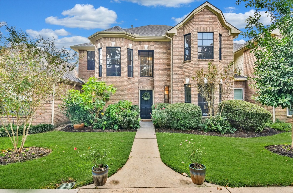Welcome Home! 16407 N. Eldridge Parkway Unit B, Tomball, TX
