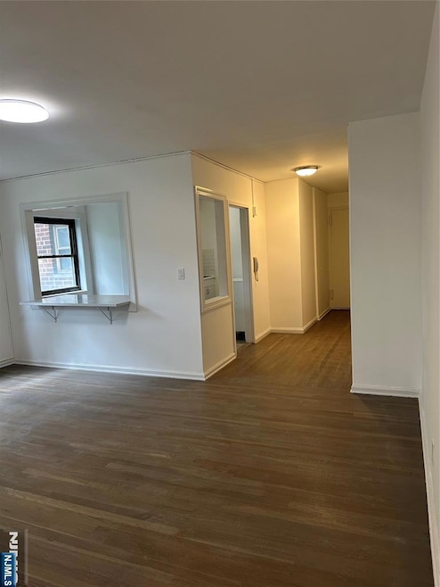 For Rent $1,900/month