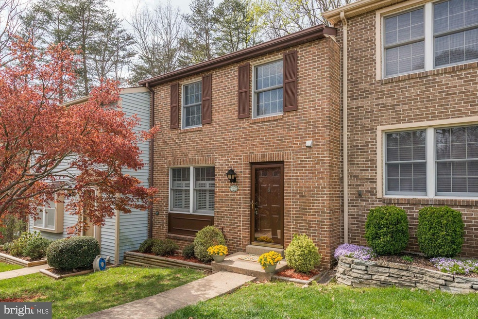 11565 Ivy Bush Ct, Reston, VA 20191 - photo 1