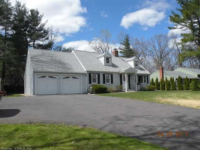 389 Ridgewood Rd, West Hartford, CT 06107 - photo 1