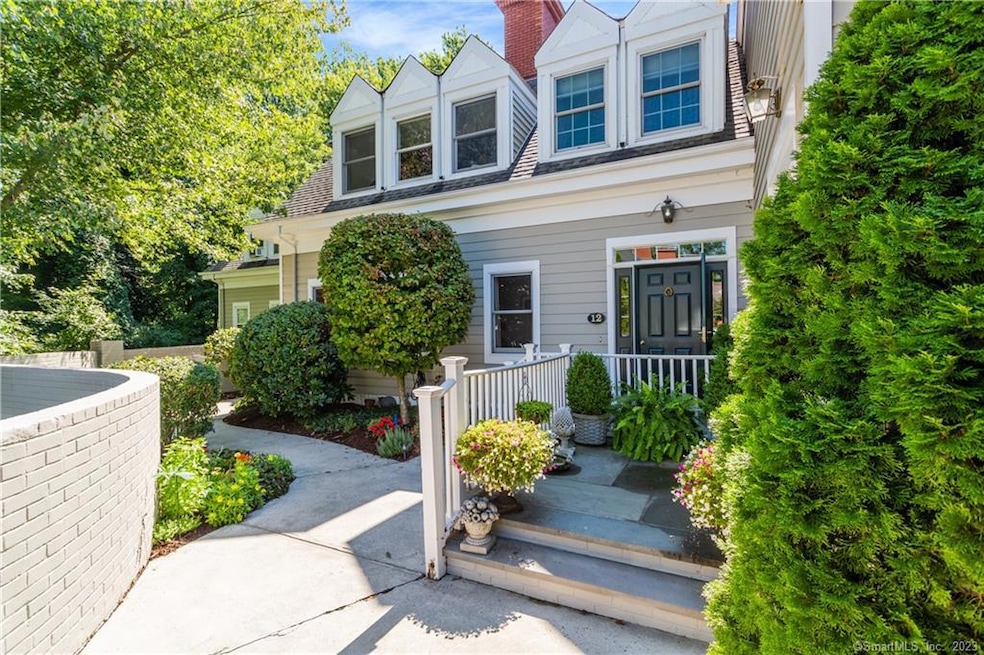 450 Center St unit 12, Southport, CT 06890 - photo 1