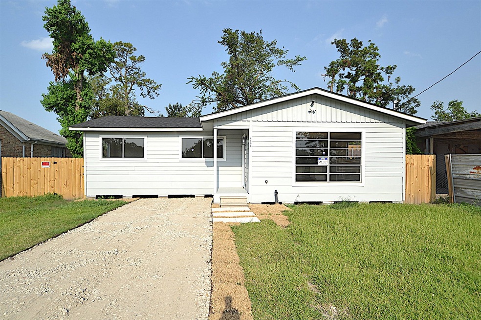 4506 Russell St, Houston, TX 77026 - photo 1