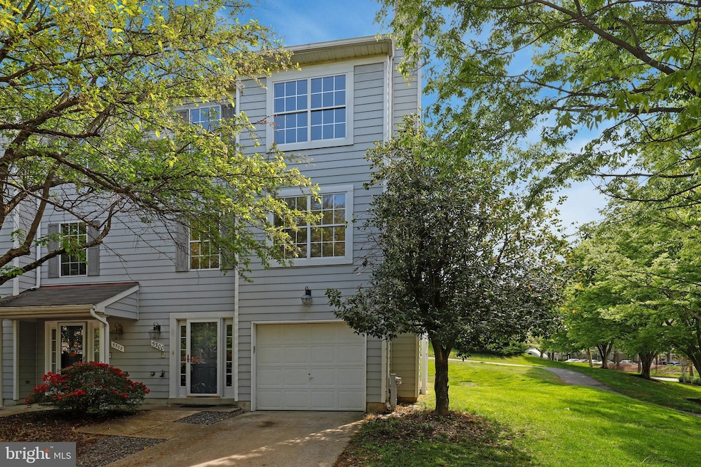 5300 Chase Lions Way, Columbia, MD 21044 - photo 1