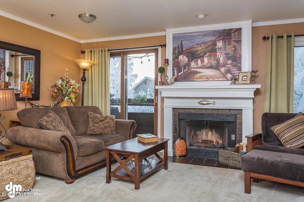 Living Room  7118-SMALL
