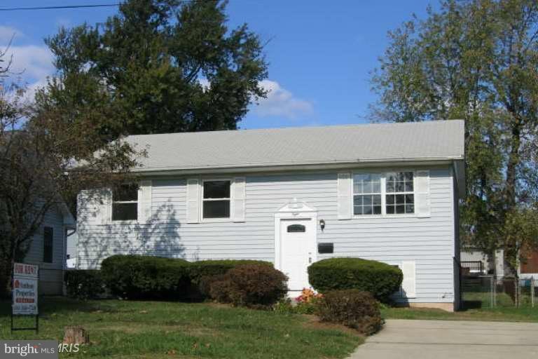 8 2nd Ave S, Glen Burnie, MD 21061 - photo 1