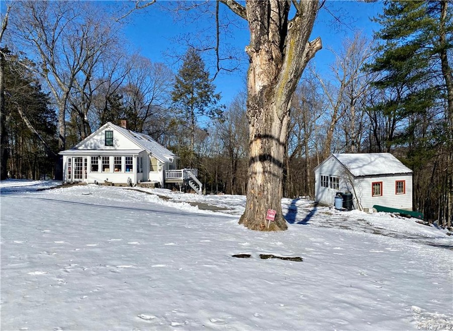 120 Furnace Woods Rd, Cortlandt Manor, NY 10567 - photo 1