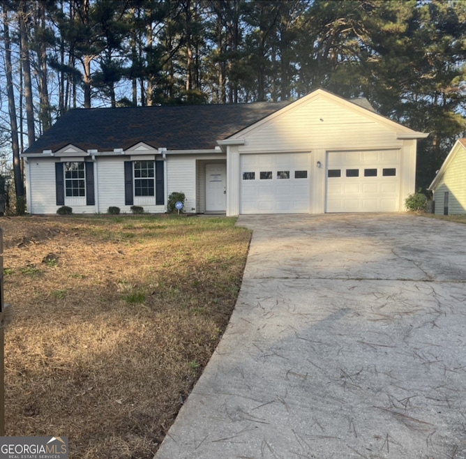 1350 Birdsong Ln, Hampton, GA 30228 - photo 1