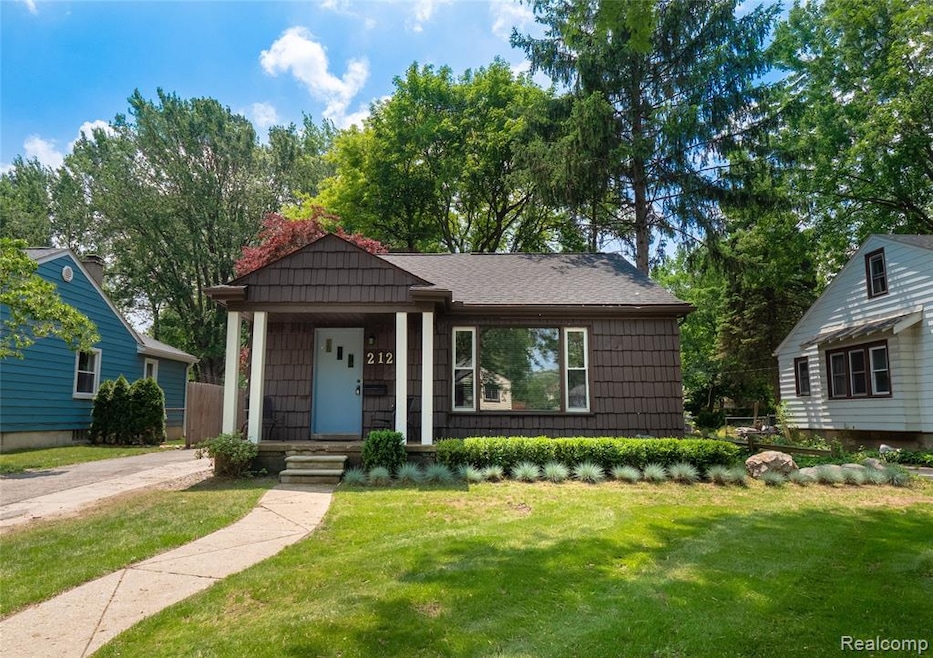 212 Walper Ave sJune 10, 20201.jpg