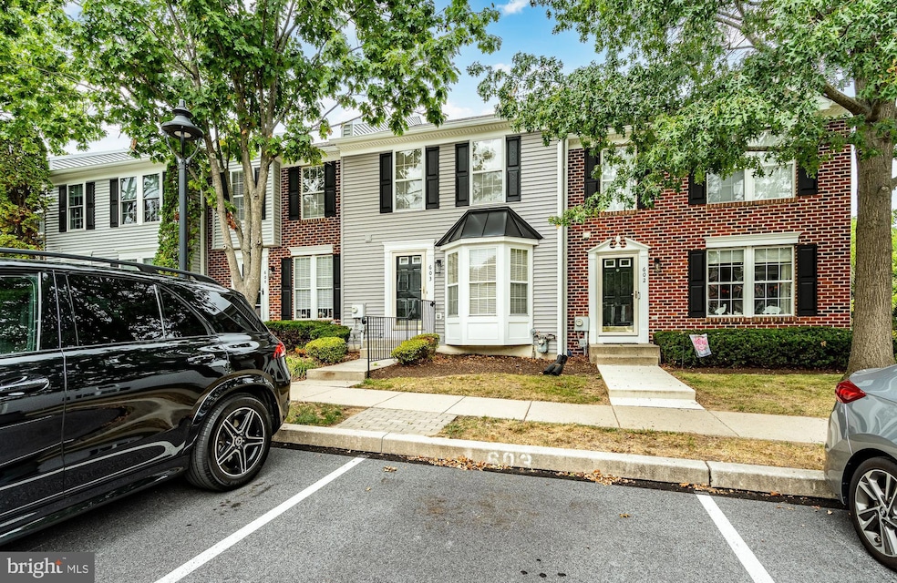 603 Coach Hill Ct unit B, West Chester, PA 19380 - photo 1